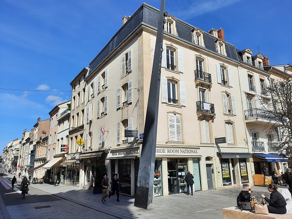 Façade